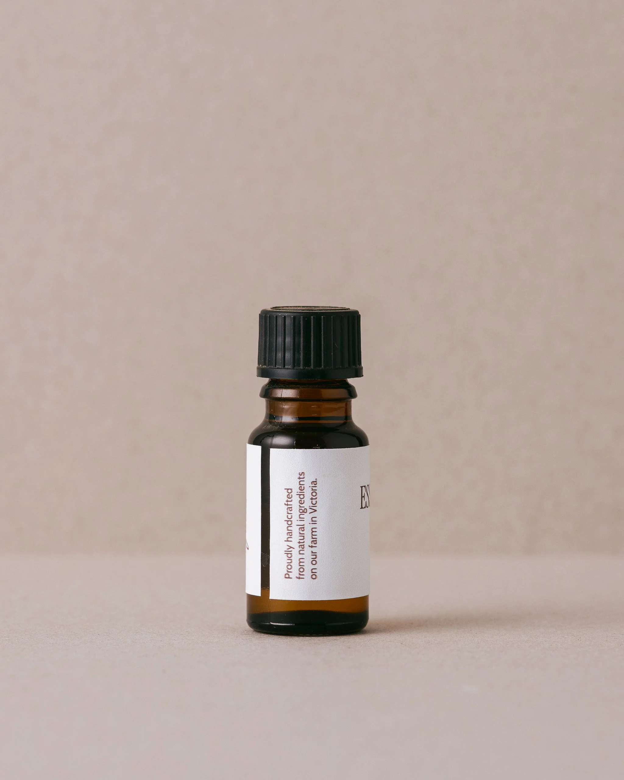 Basil Essential Oil - Image 2